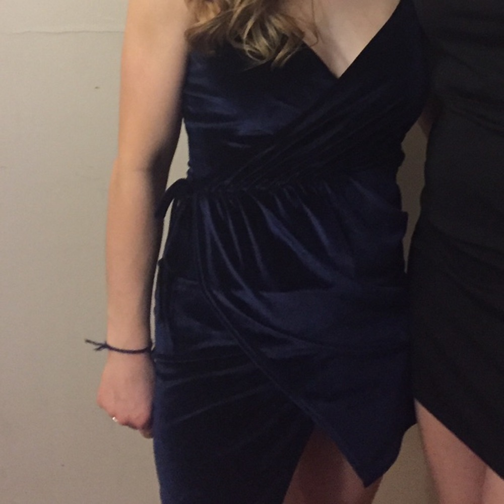Missguided Velvet Navy Blue Dress